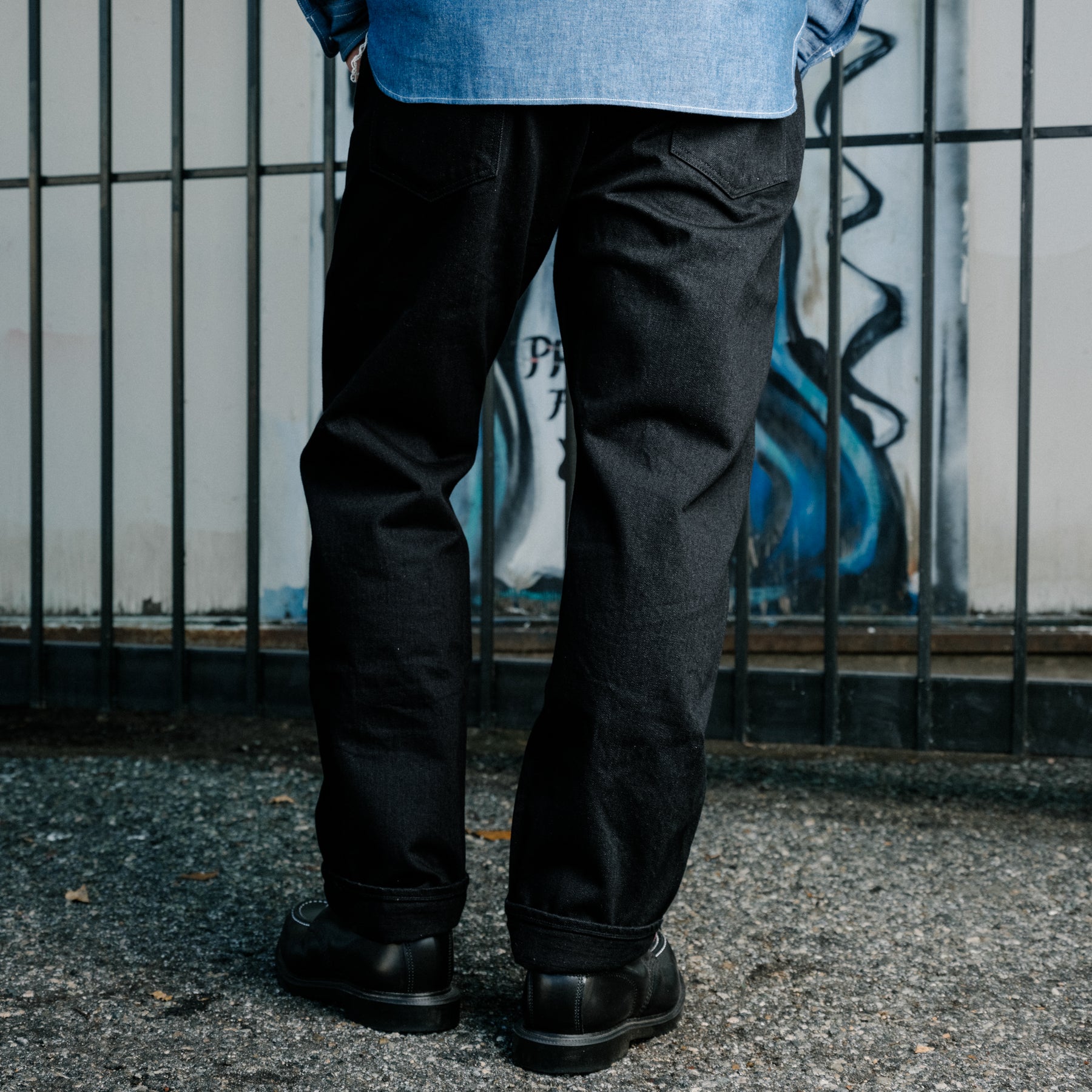 Momotaro MMJZ1101 15.7oz Classic Straight Jean Black