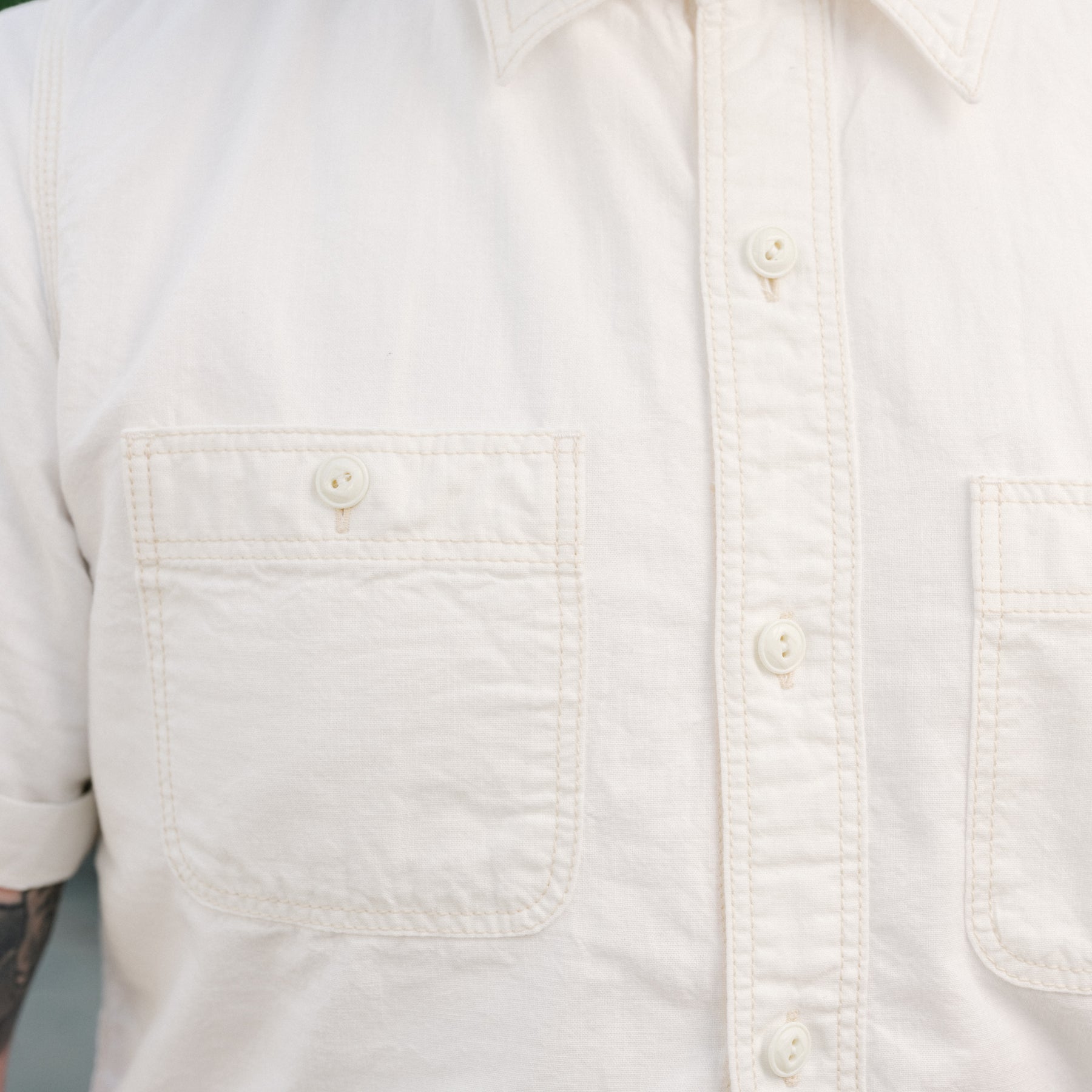 The Flat Head FN-SCK-010S Chambray Short-Sleeve Work Shirt White
