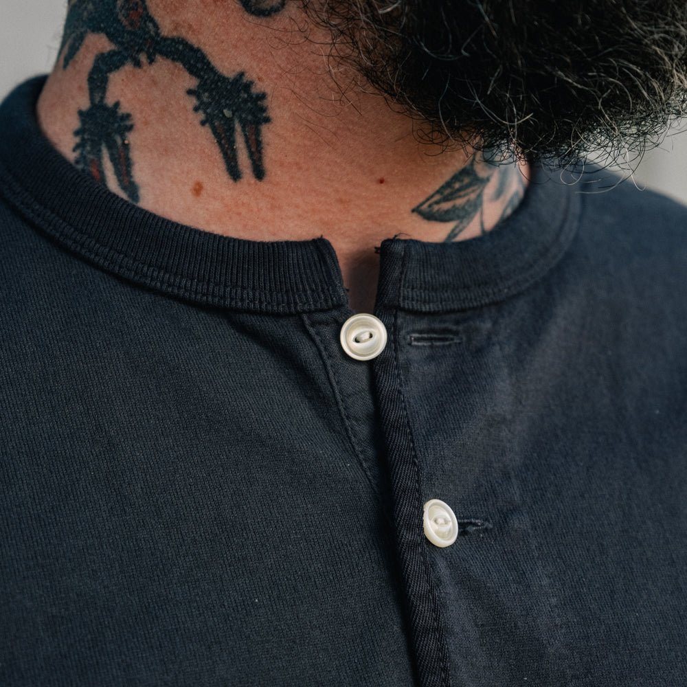 Full Count Flat Seam Heavyweight Short Sleeve Henley T-Shirt Ink Black