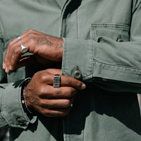 Imogene + Willie Military Shirt Jacket in Fatigue Green